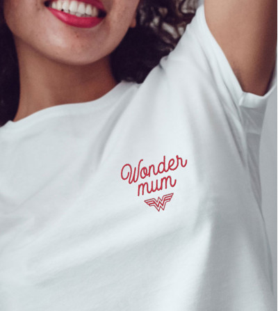 T-shirt brodé - Wonder mum