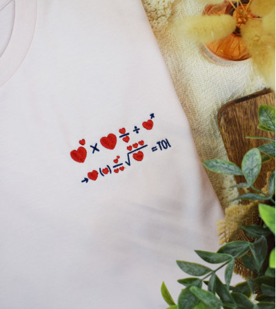 T-shirt Brodé - L'amour en Formule